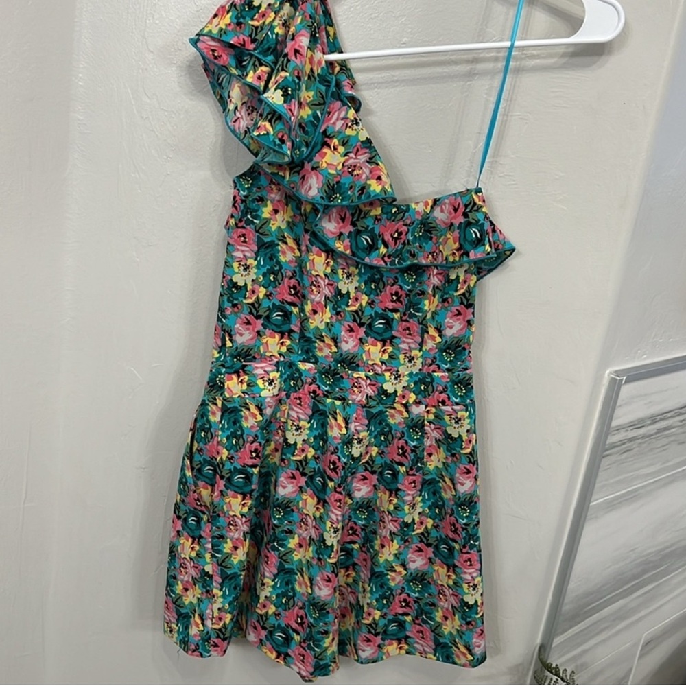 Floral One-Shoulder Romper - Picture 2 of 7